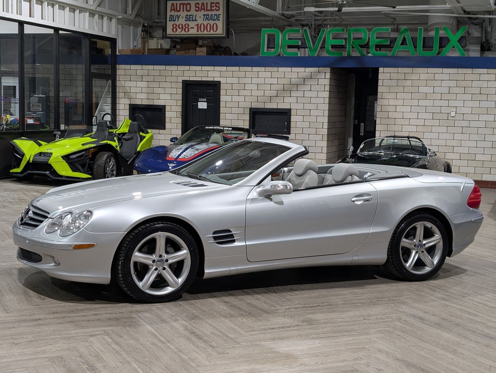 2004 Mercedes-Benz SL 500 44