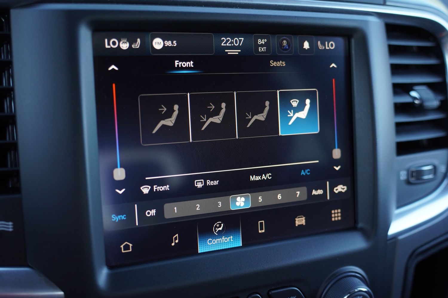 2024 Ram 1500 Classic Warlock photo 25