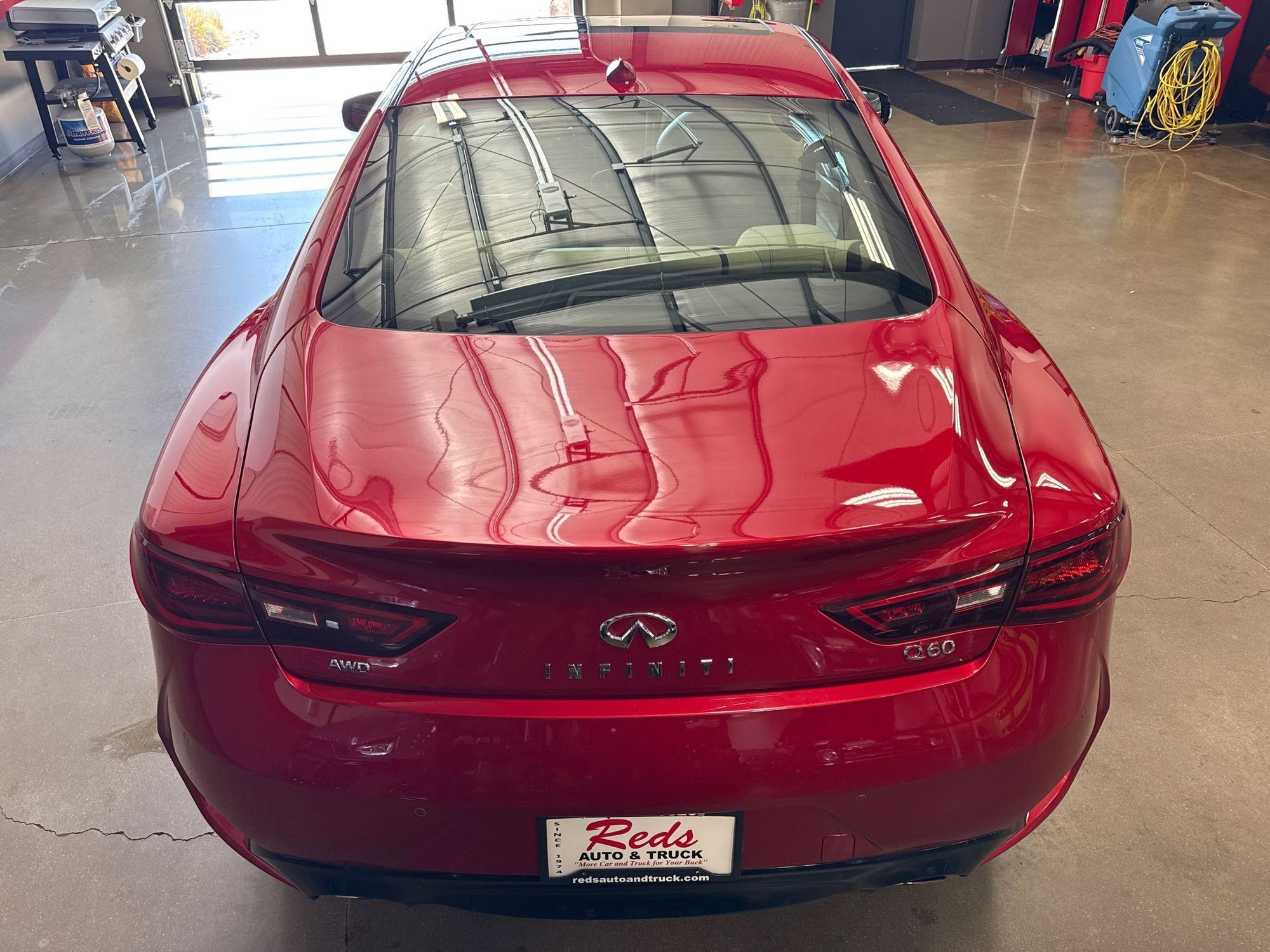 2022 Infiniti Q60 Luxe photo 40