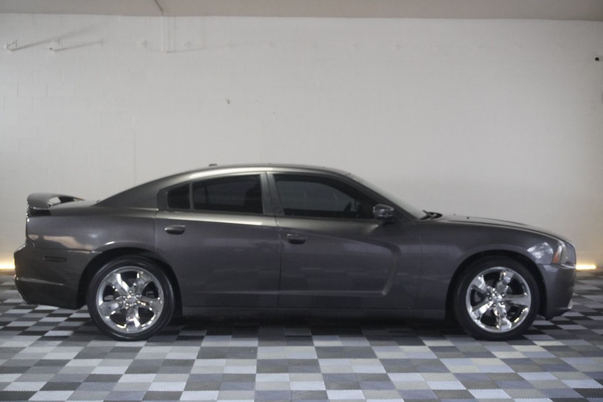2013 Dodge Charger SXT