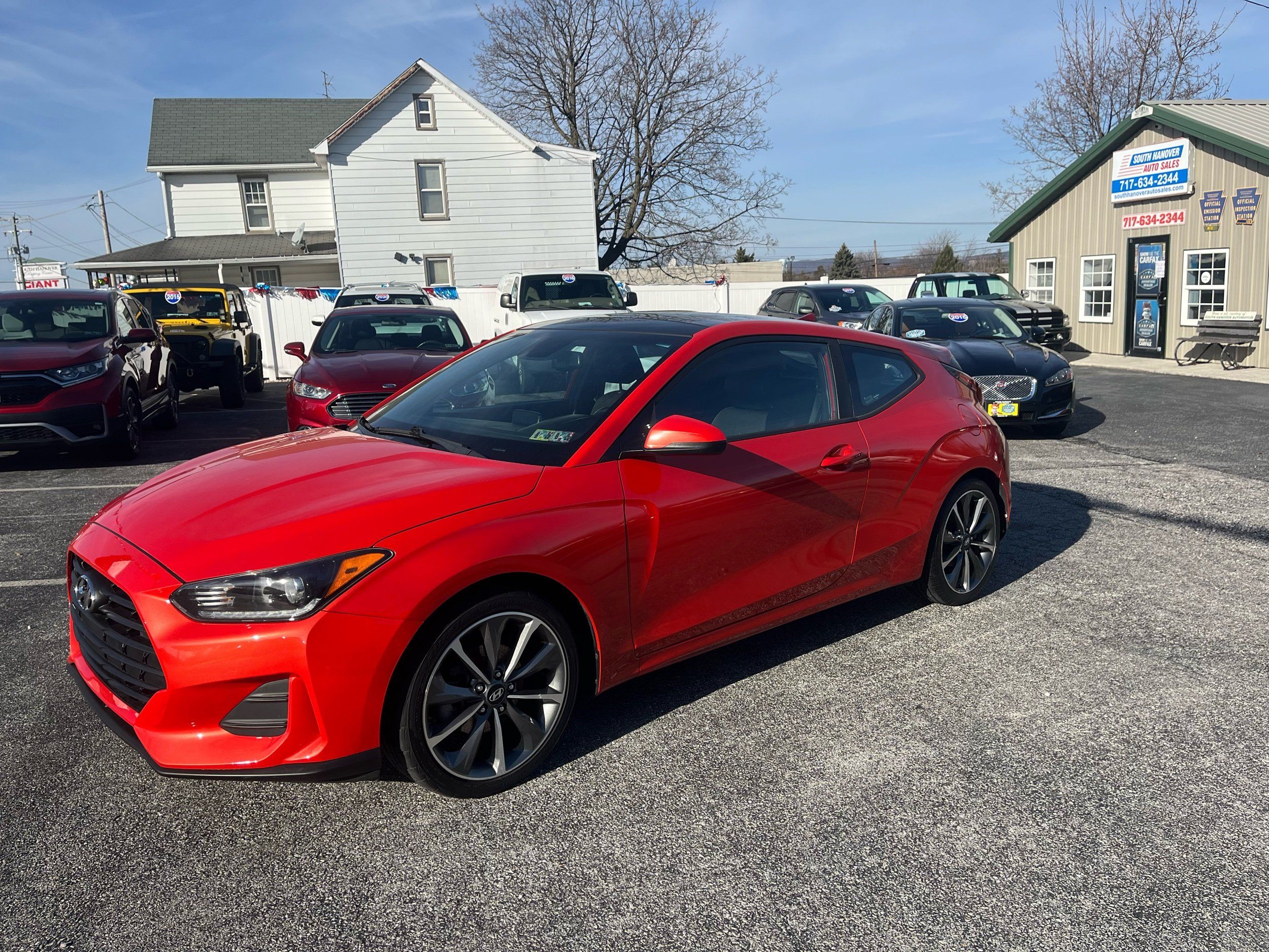 2020 Hyundai Veloster Premium's photo