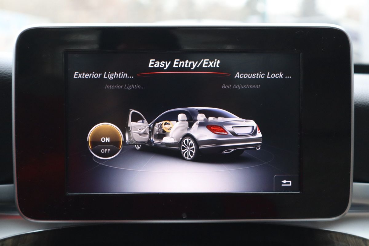 2015 Mercedes-Benz C 300 