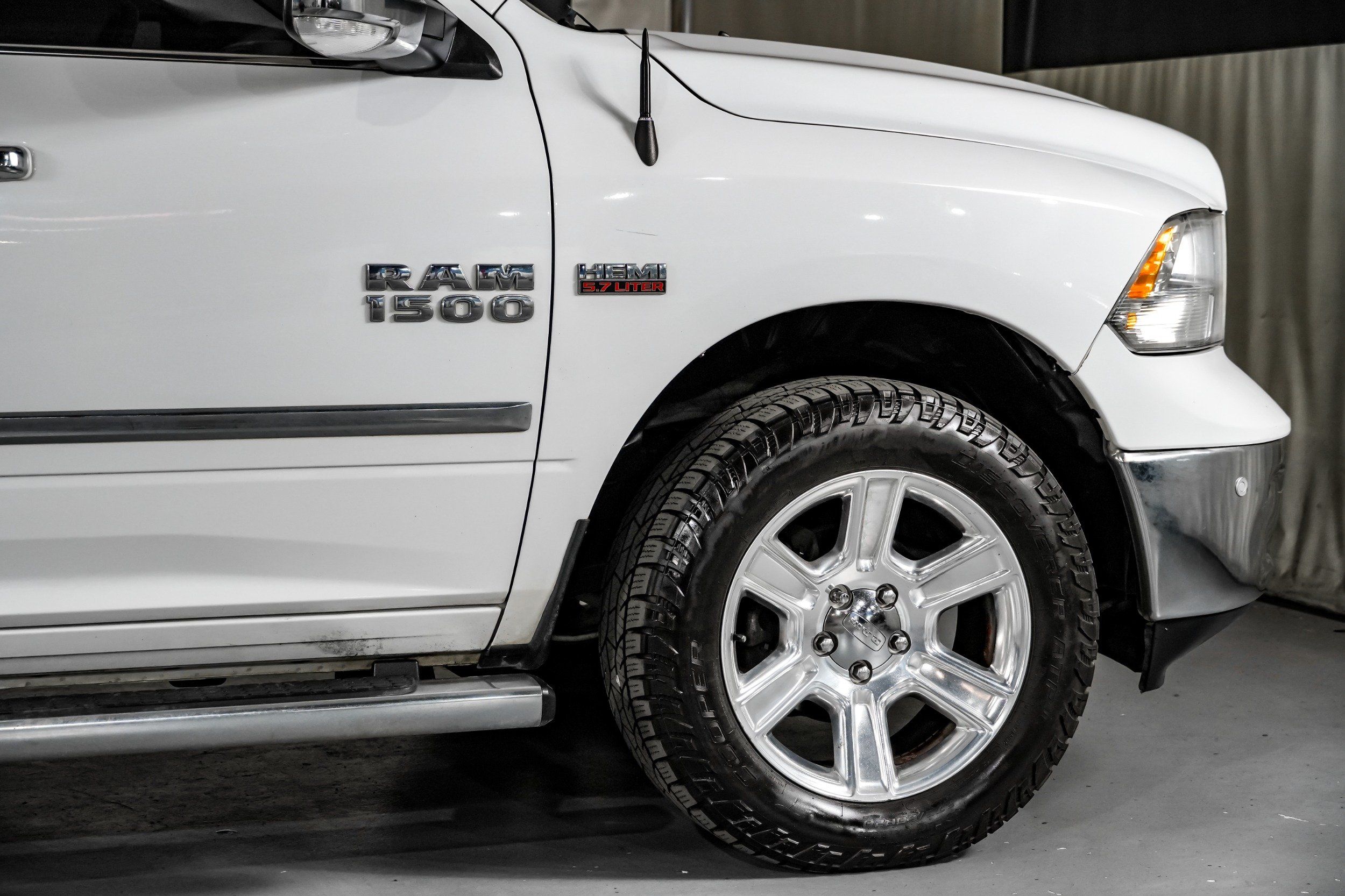 2017 RAM Ram 1500 Pickup Lone Star Silver - Photo 7