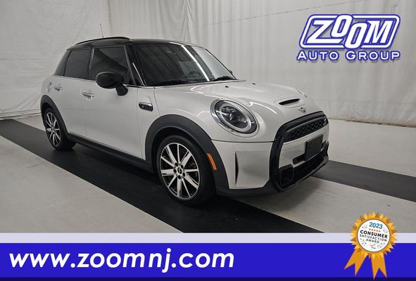 2023 MINI Hardtop 4 Door S's photo