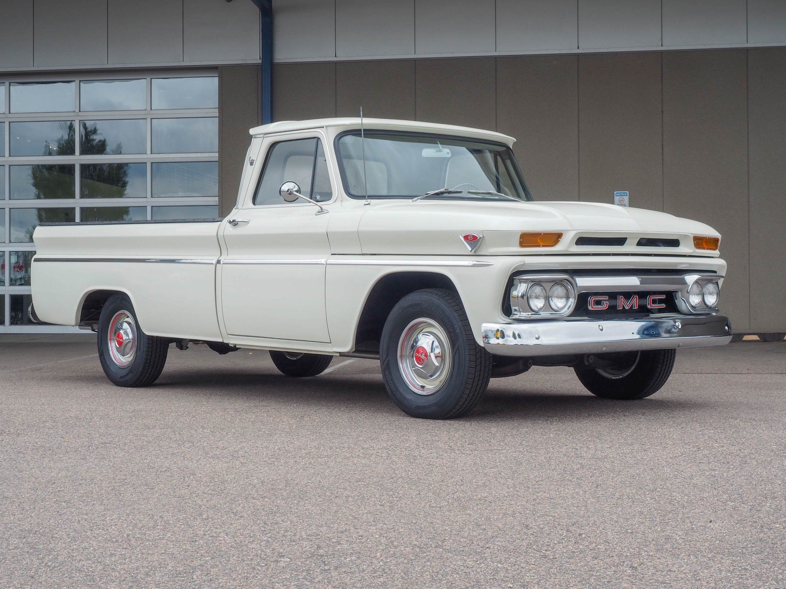 1966 GMC Pickup White RWD