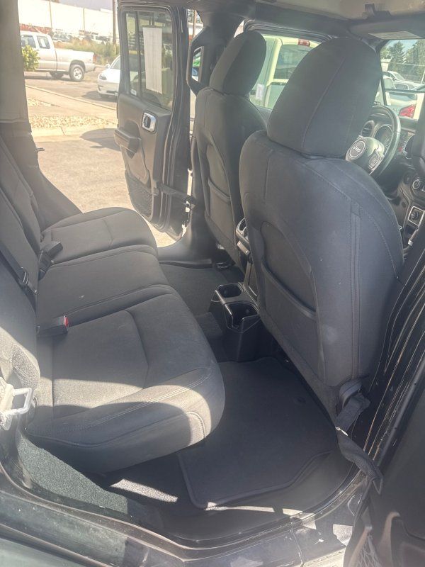 2019 Jeep Wrangler Unlimited Sport photo 11