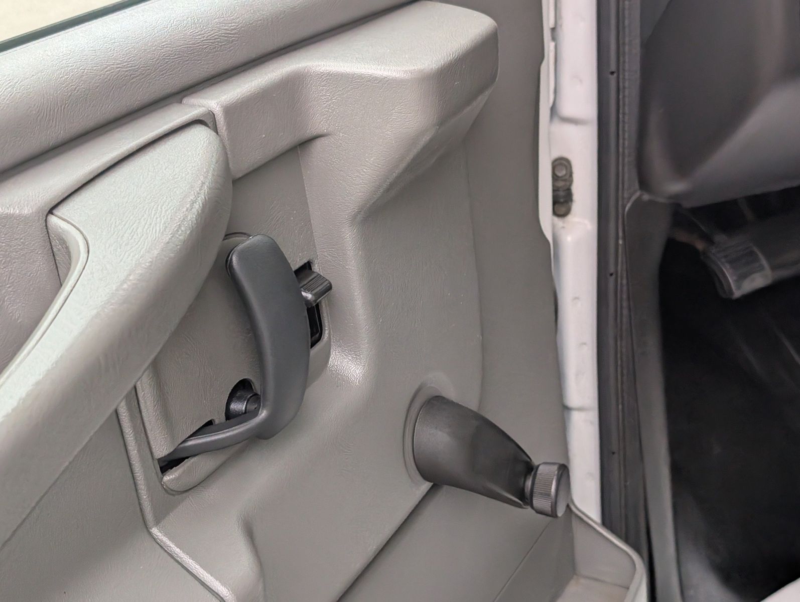 2013 Chevrolet Express 41