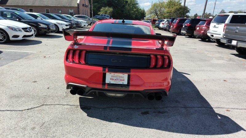 2022 Ford Mustang GT photo 4
