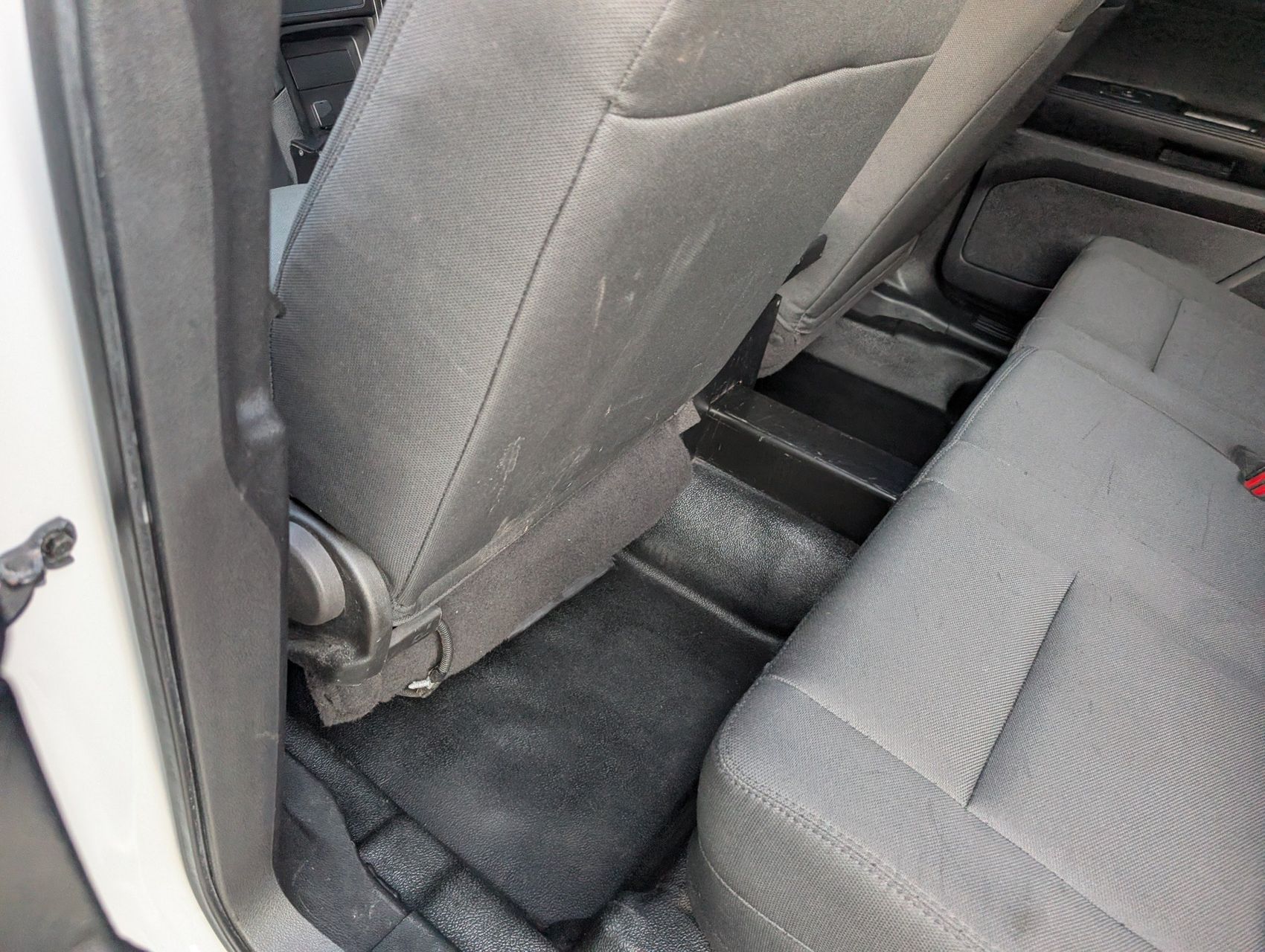 2018 Ford Explorer 34