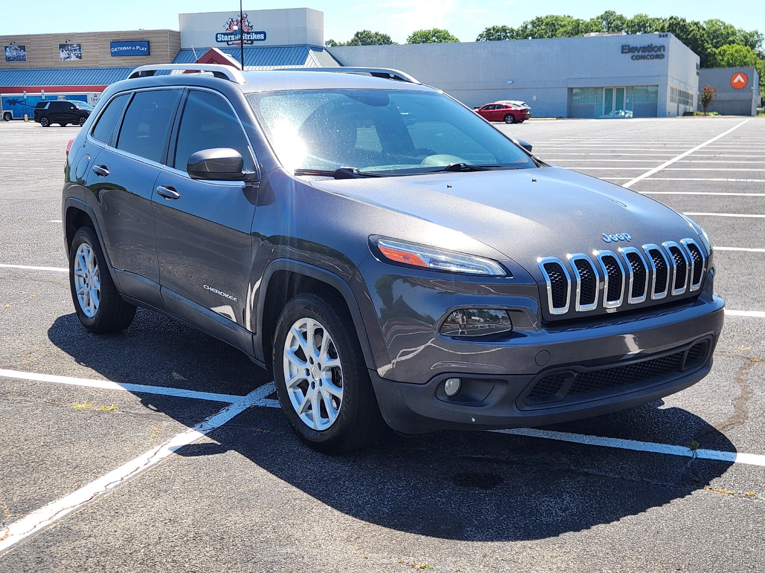 2015 Jeep Cherokee Latitude's photo