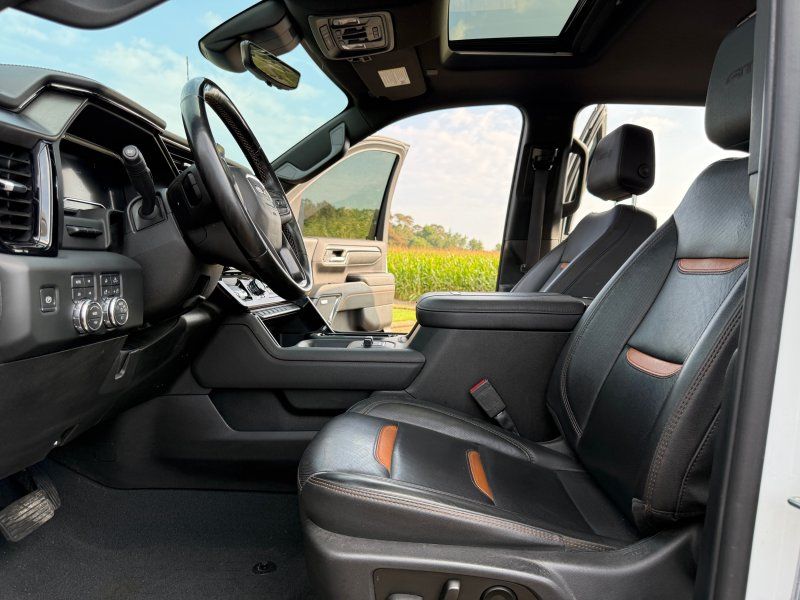 2024 GMC Sierra 2500HD AT4 - Photo 14