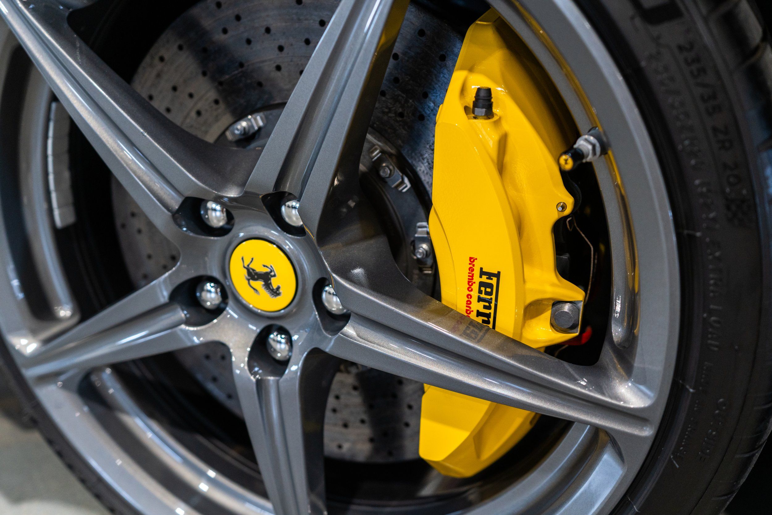 2014 Ferrari 458 Italia RWD, photo 13