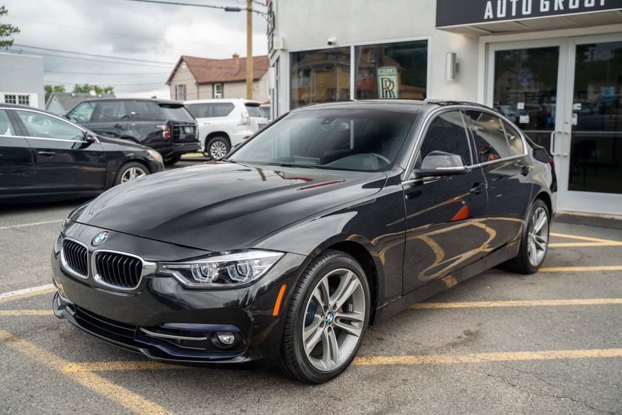 2018 BMW 330i xDrive