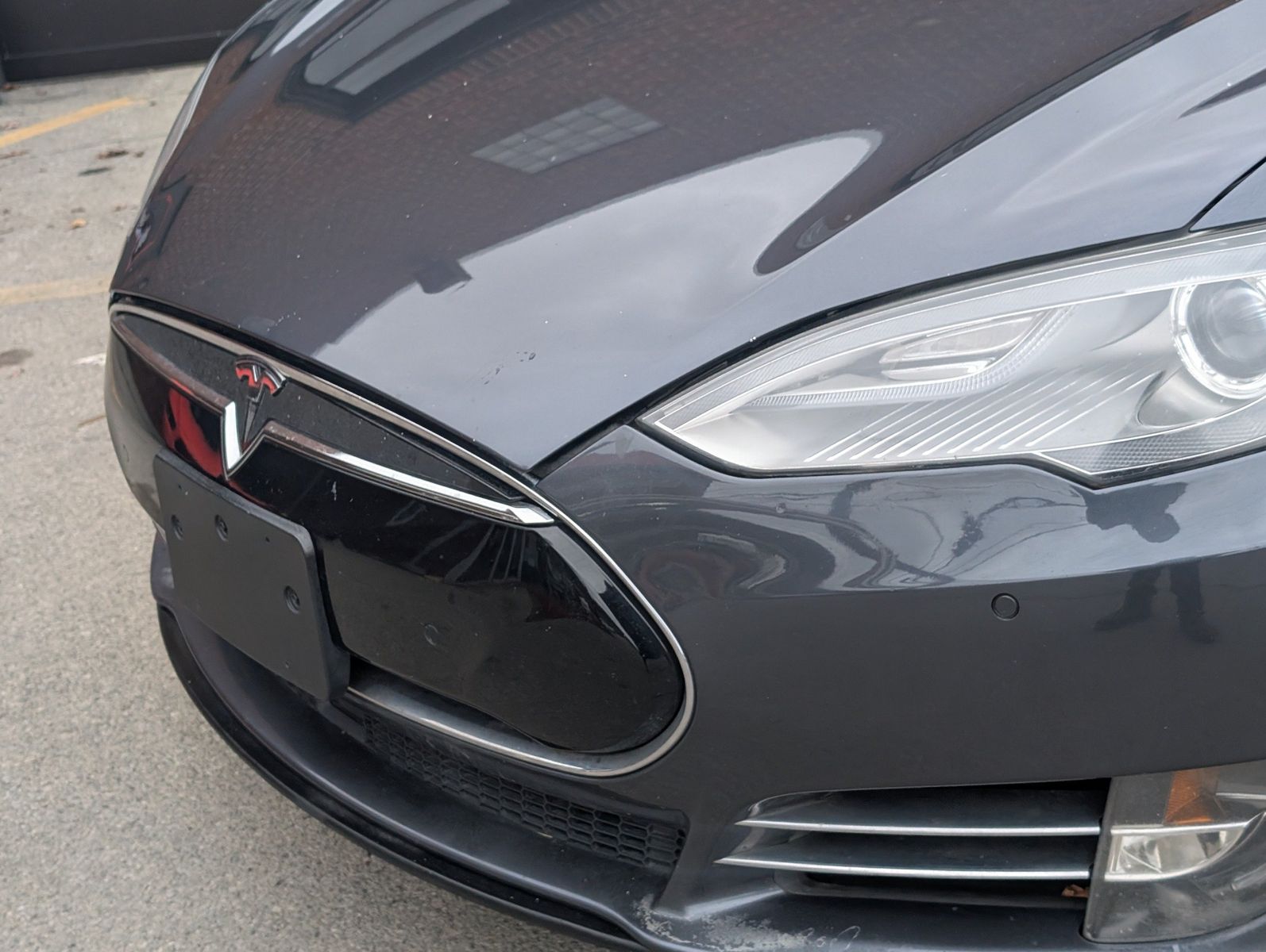 2014 Tesla Model S 17
