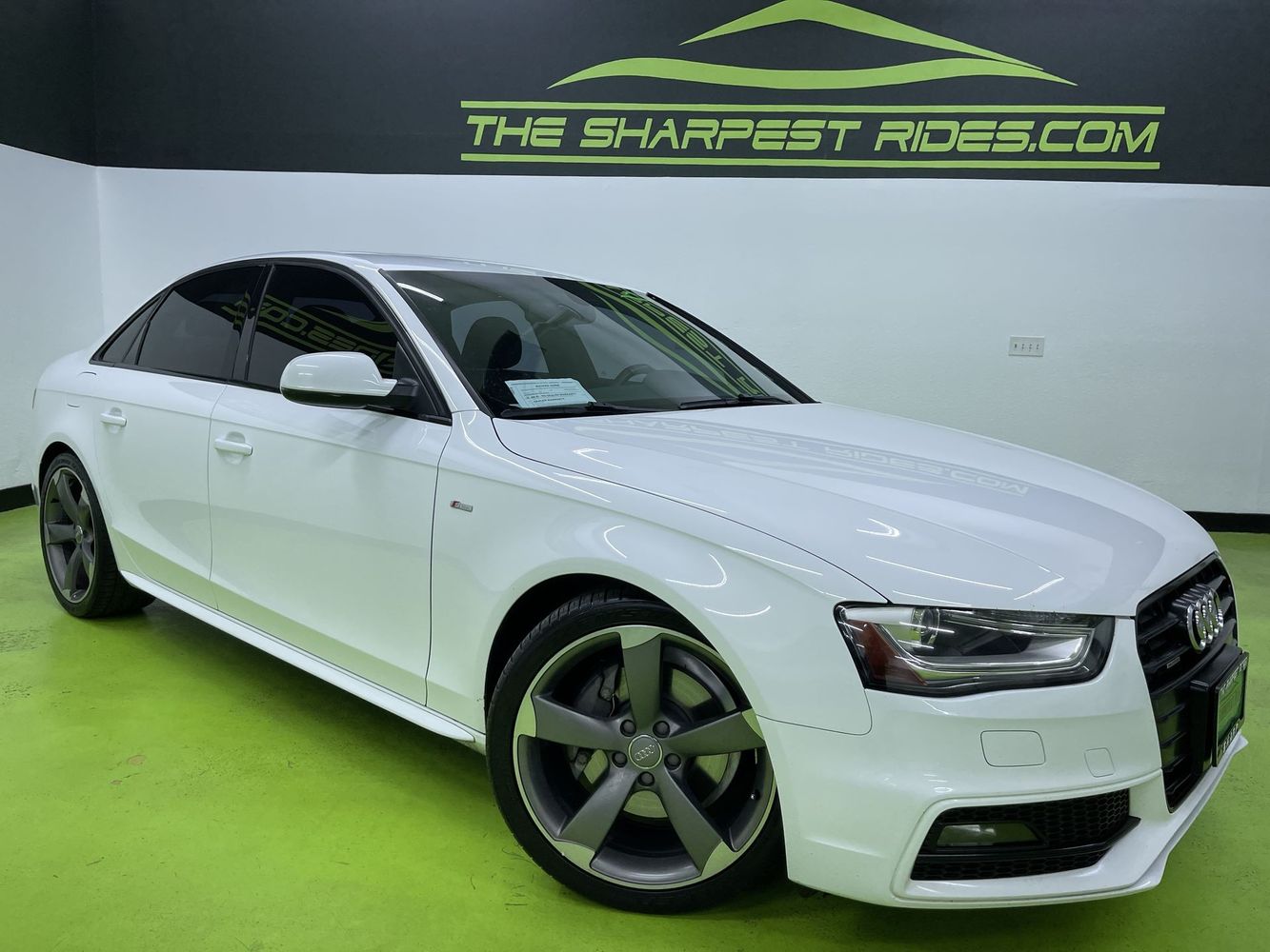 2015 Audi A4 2.0T quattro tiptronic Premium Plus's photo