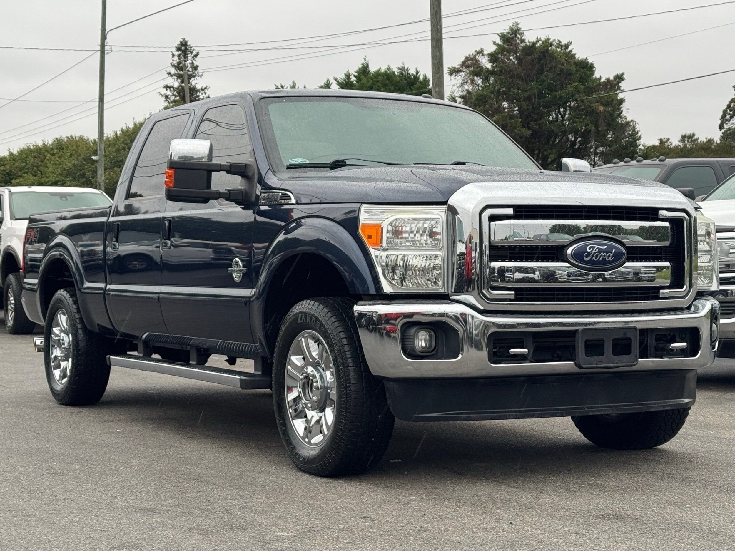 2015 Ford F-250 Lariat photo 2