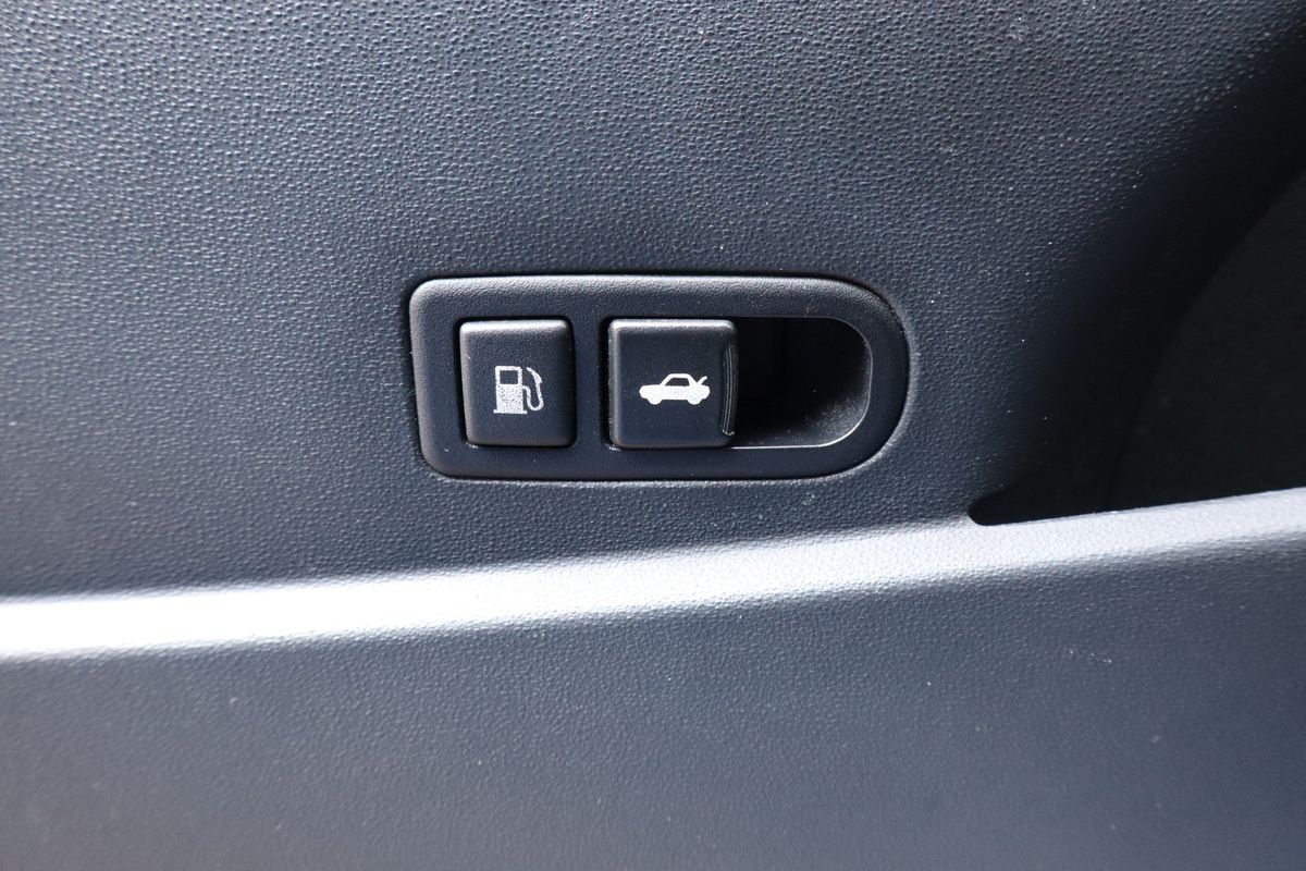 2010 Hyundai Genesis Coupe 2.0T Premium