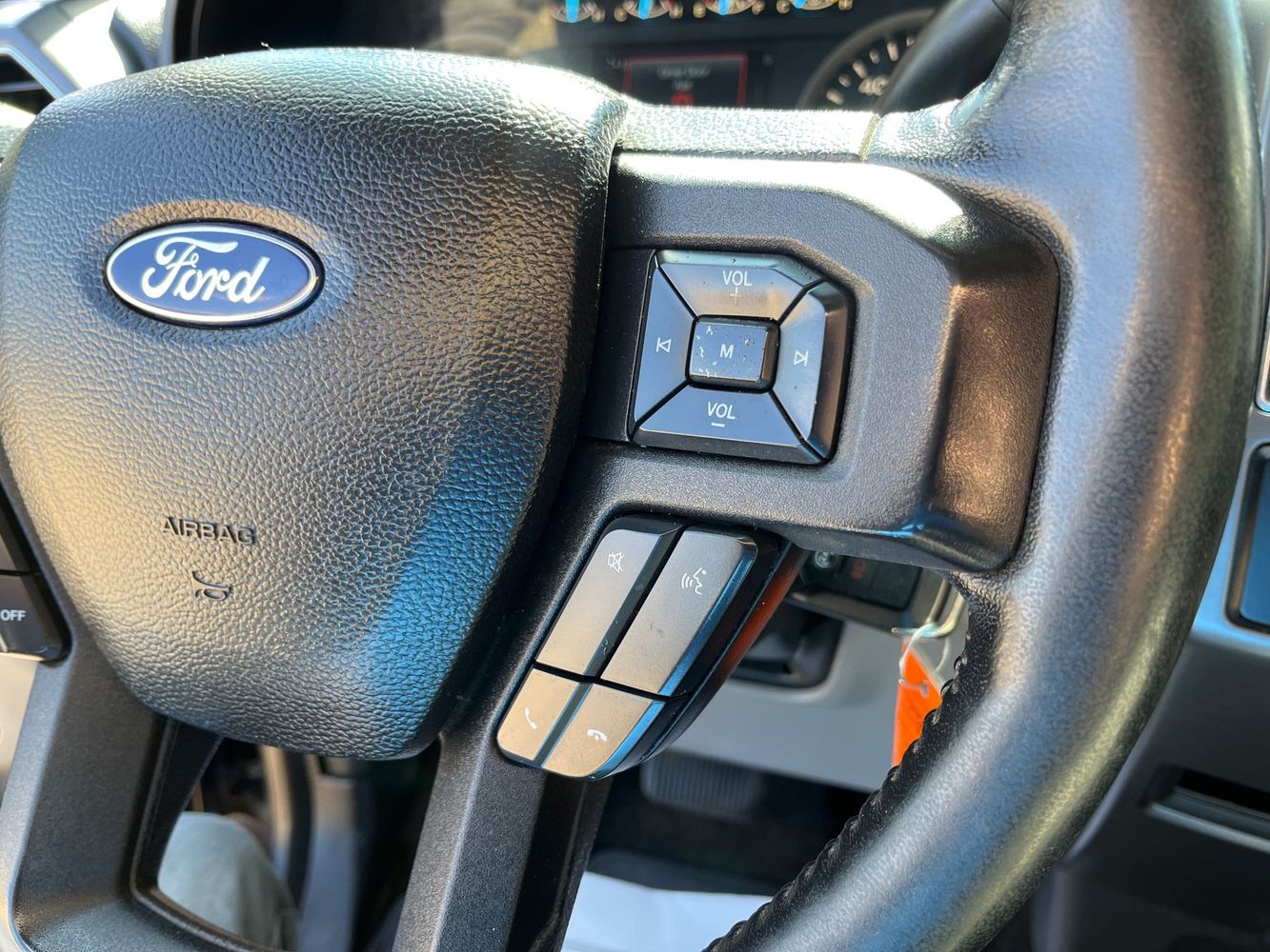 2018 Ford F-150 XLT photo 12