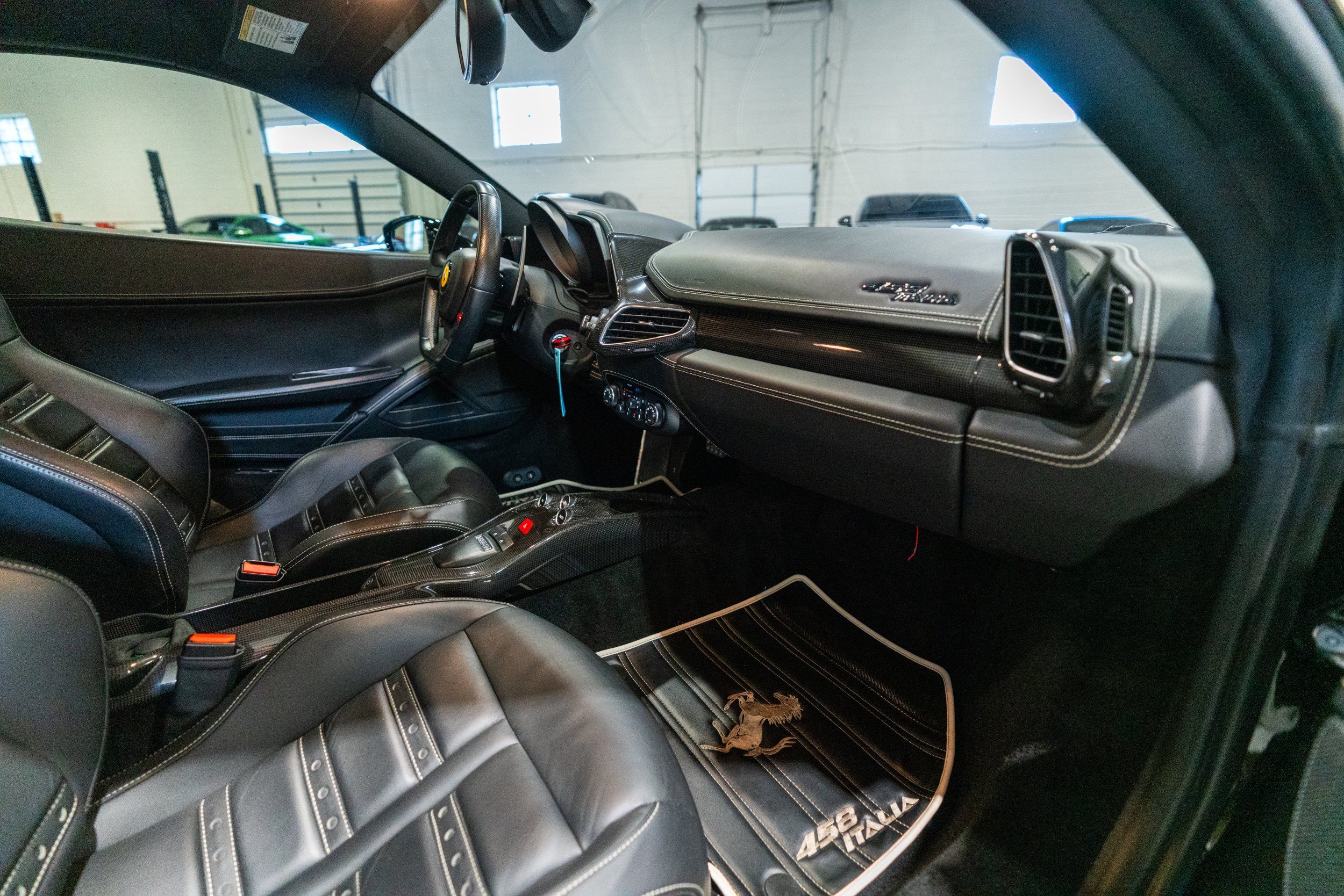 2014 Ferrari 458 Italia RWD, photo 40