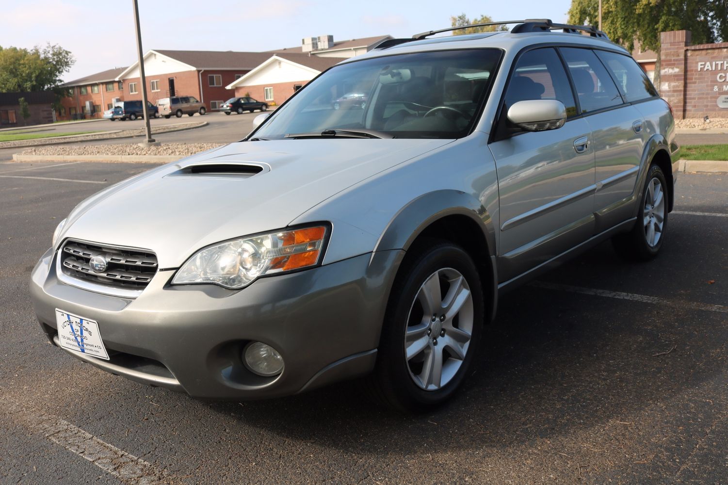 Subaru outback 2006 фото салона