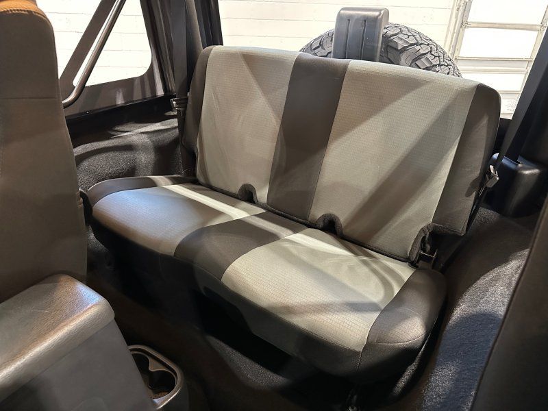 2005 Jeep Wrangler X, photo 12
