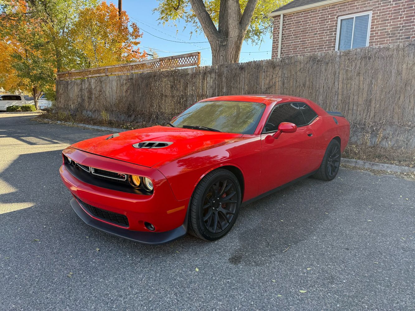 2015 Dodge Challenger R/T Scat Pack photo 2