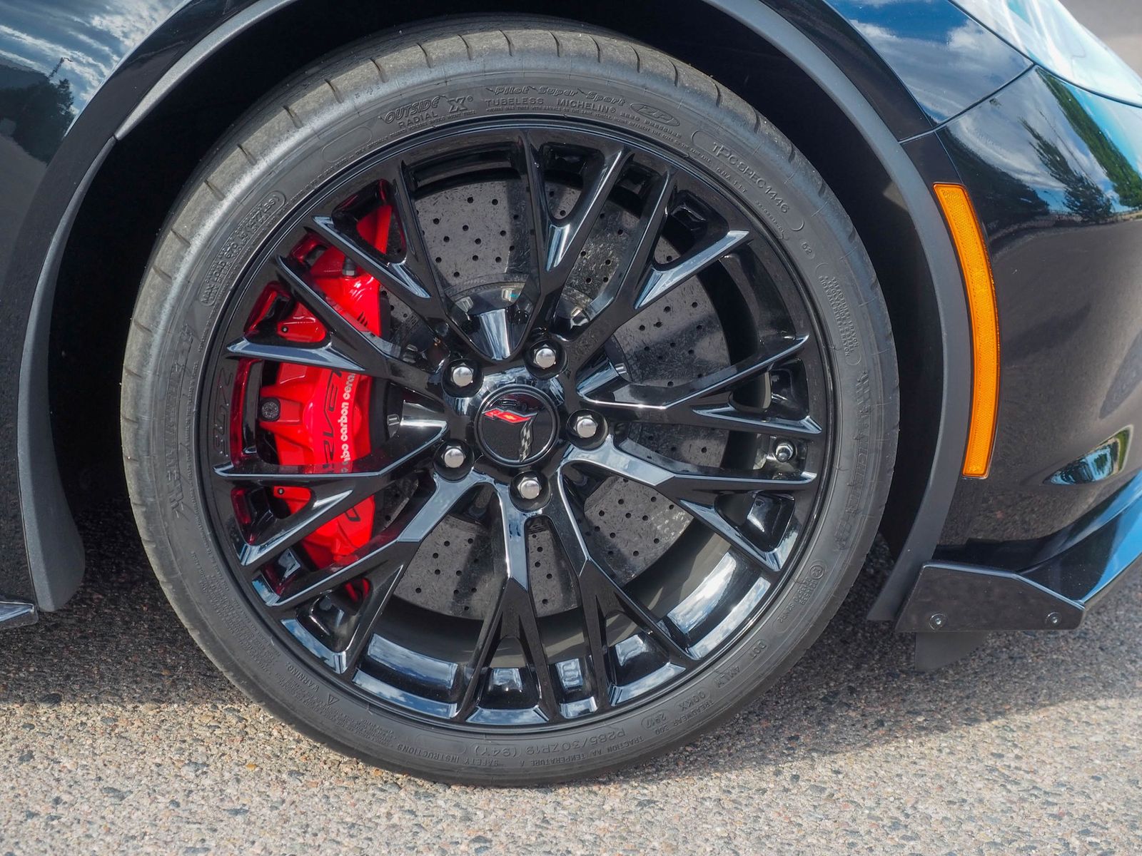 2016 Chevrolet Corvette 32