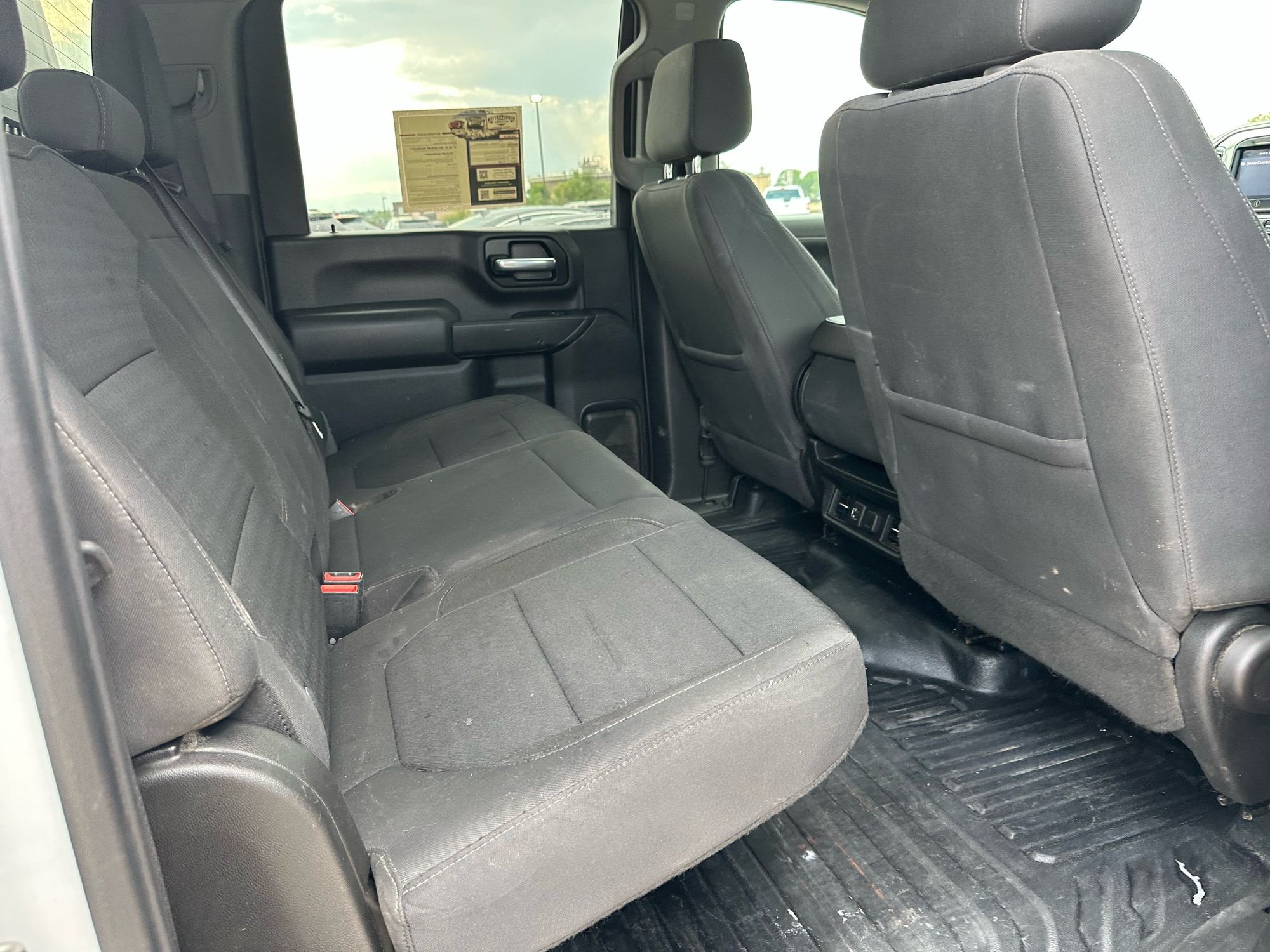 2022 Chevrolet Silverado 3500HD LT photo 21