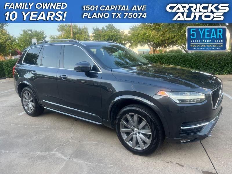 2017 Volvo XC90 Momentum