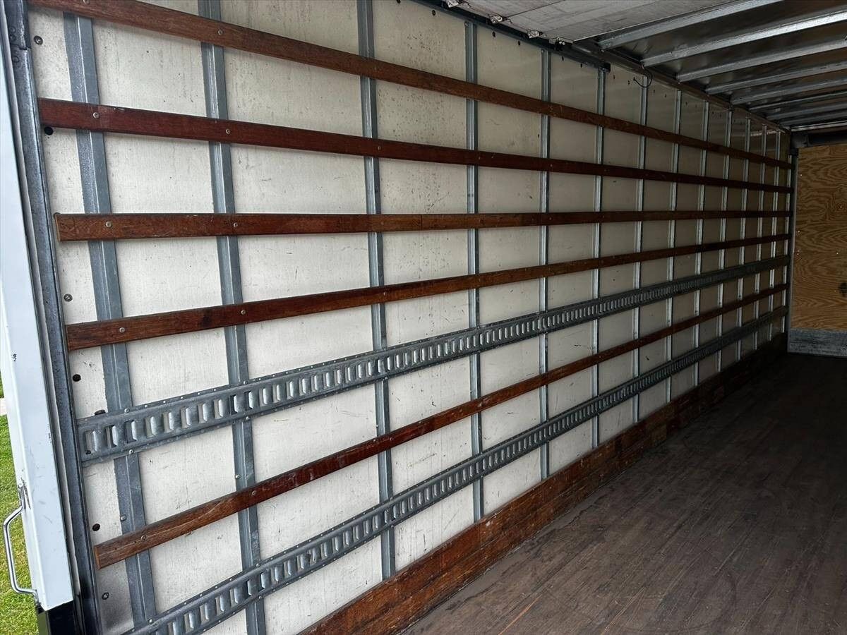 2019 International DuraStar 4300 19