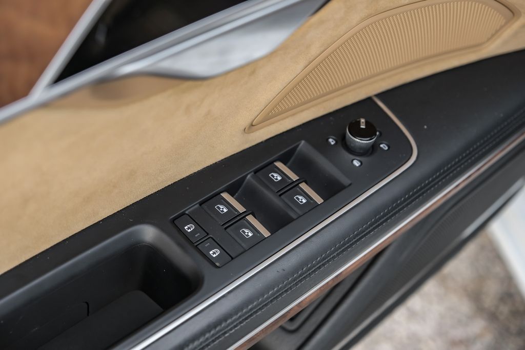 2019 Audi A8 L 55 photo 45