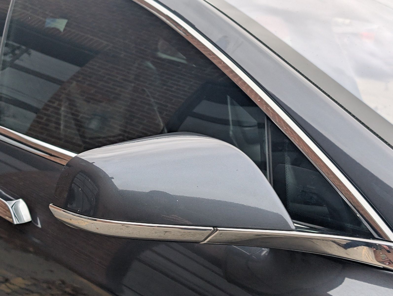 2014 Tesla Model S 54
