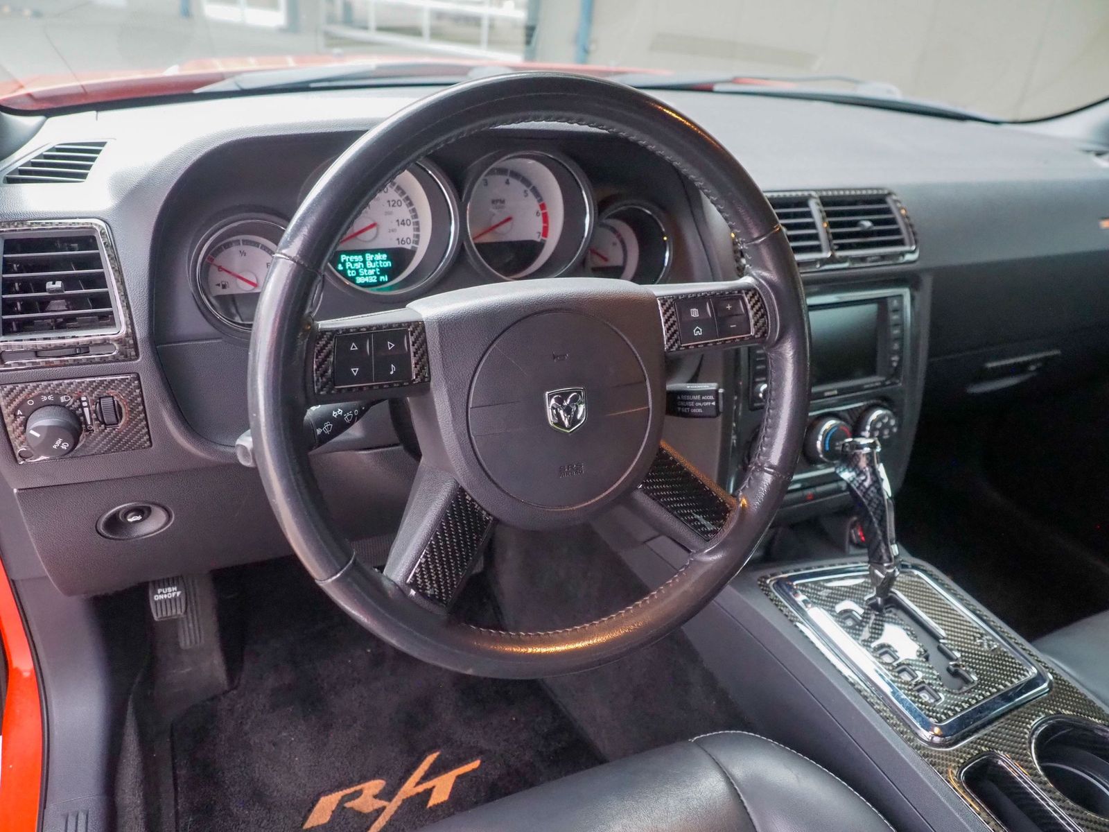 2010 Dodge Challenger 63