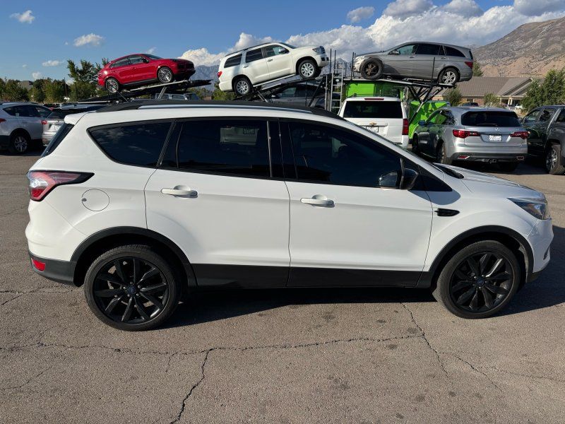2018 Ford Escape SE photo 6