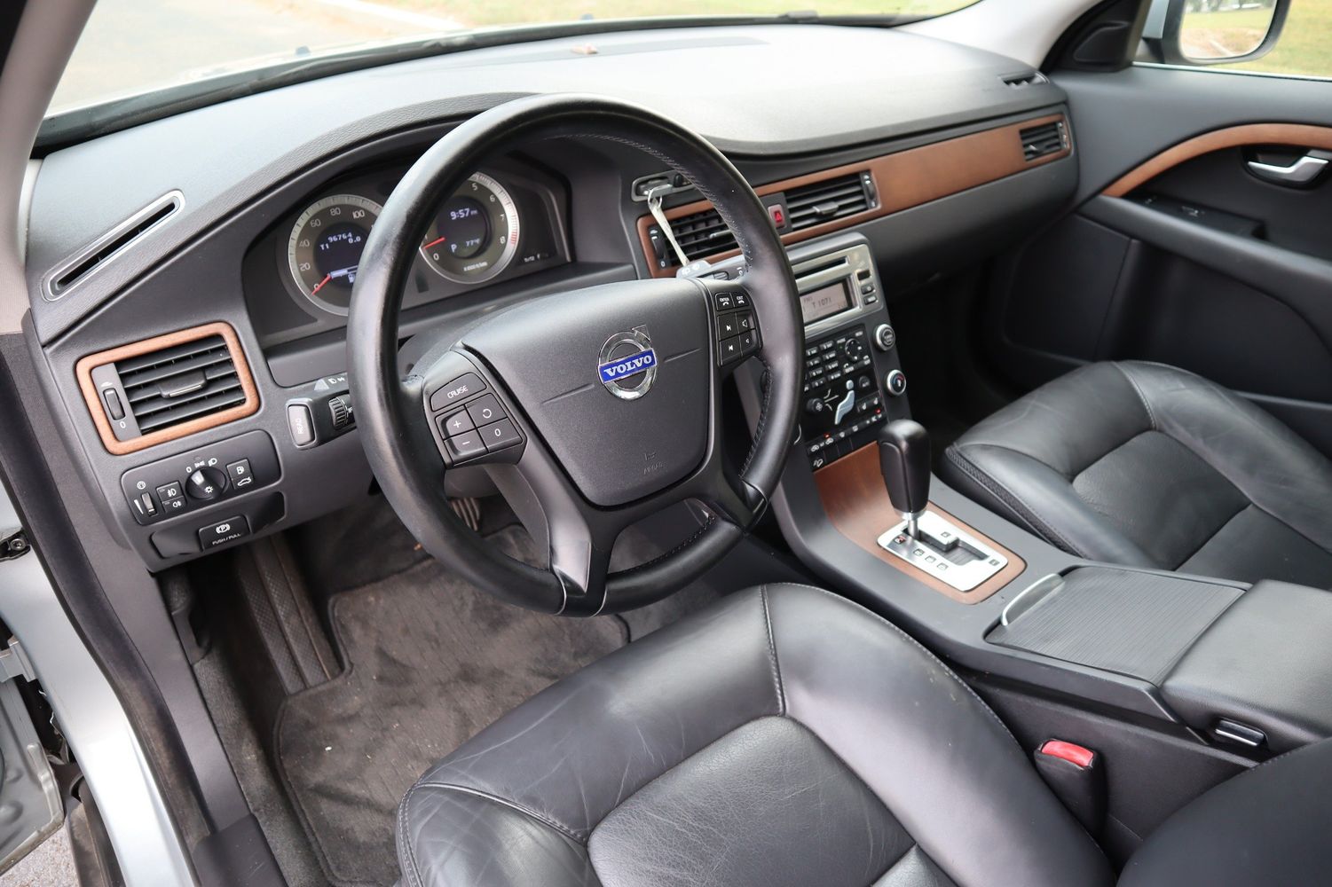 2010 Volvo XC70 3.2 Victory Motors of Colorado