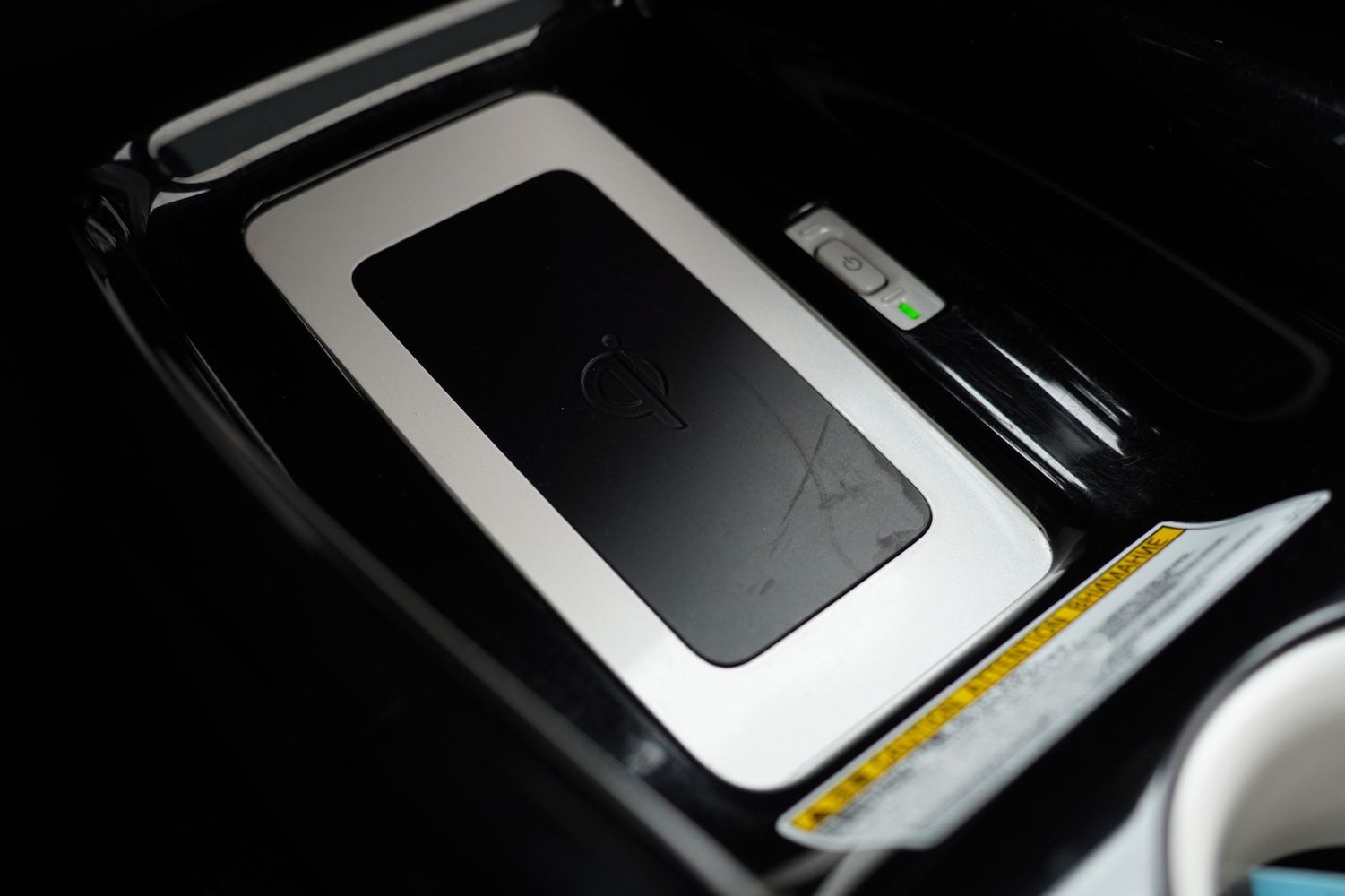 2018 Toyota Prius Four Touring photo 22