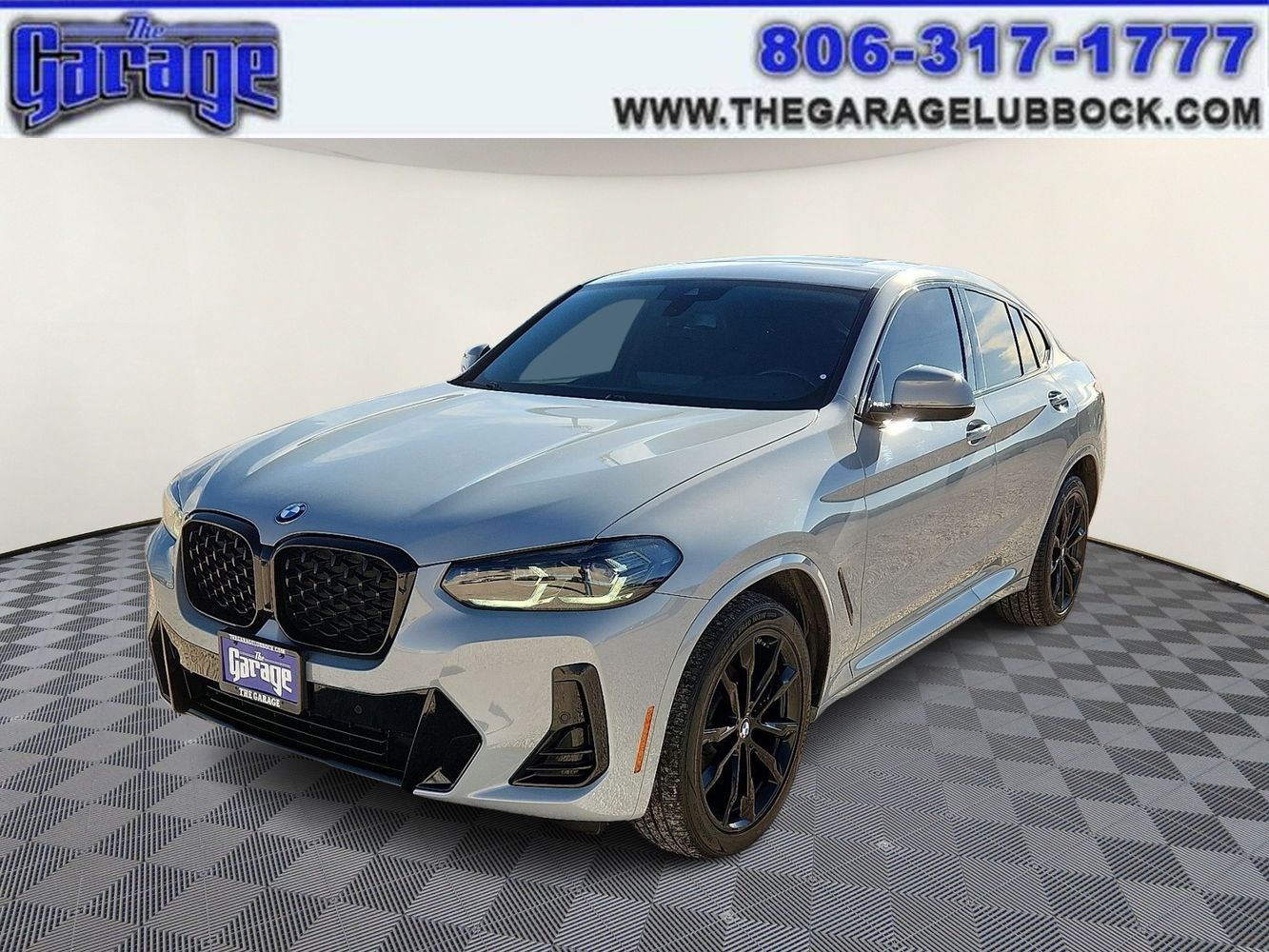 2023 BMW X4 30i's photo