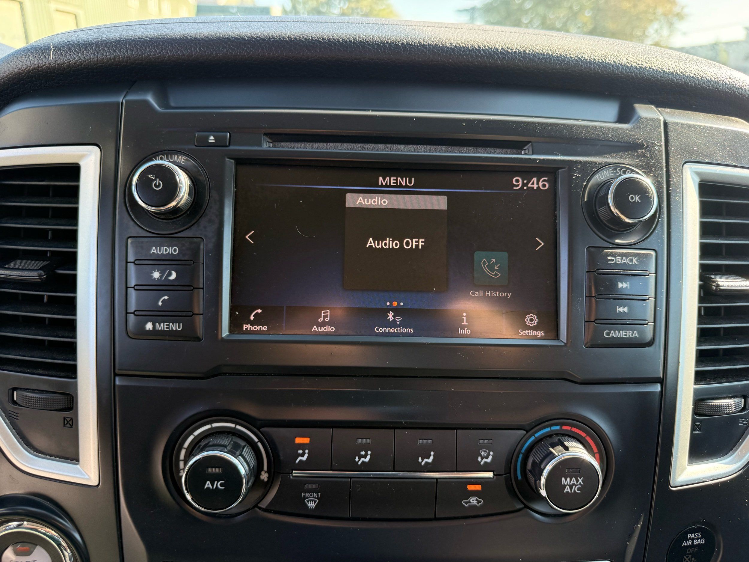 2019 Nissan Titan S photo 20