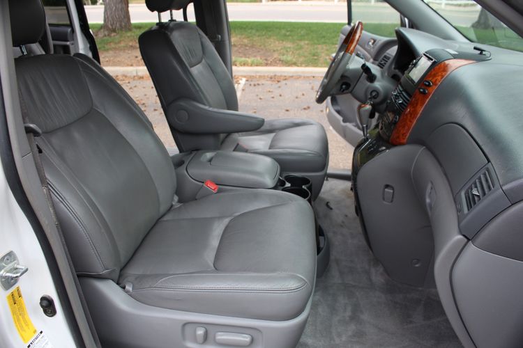 2008 Toyota Sienna Xle Limited 