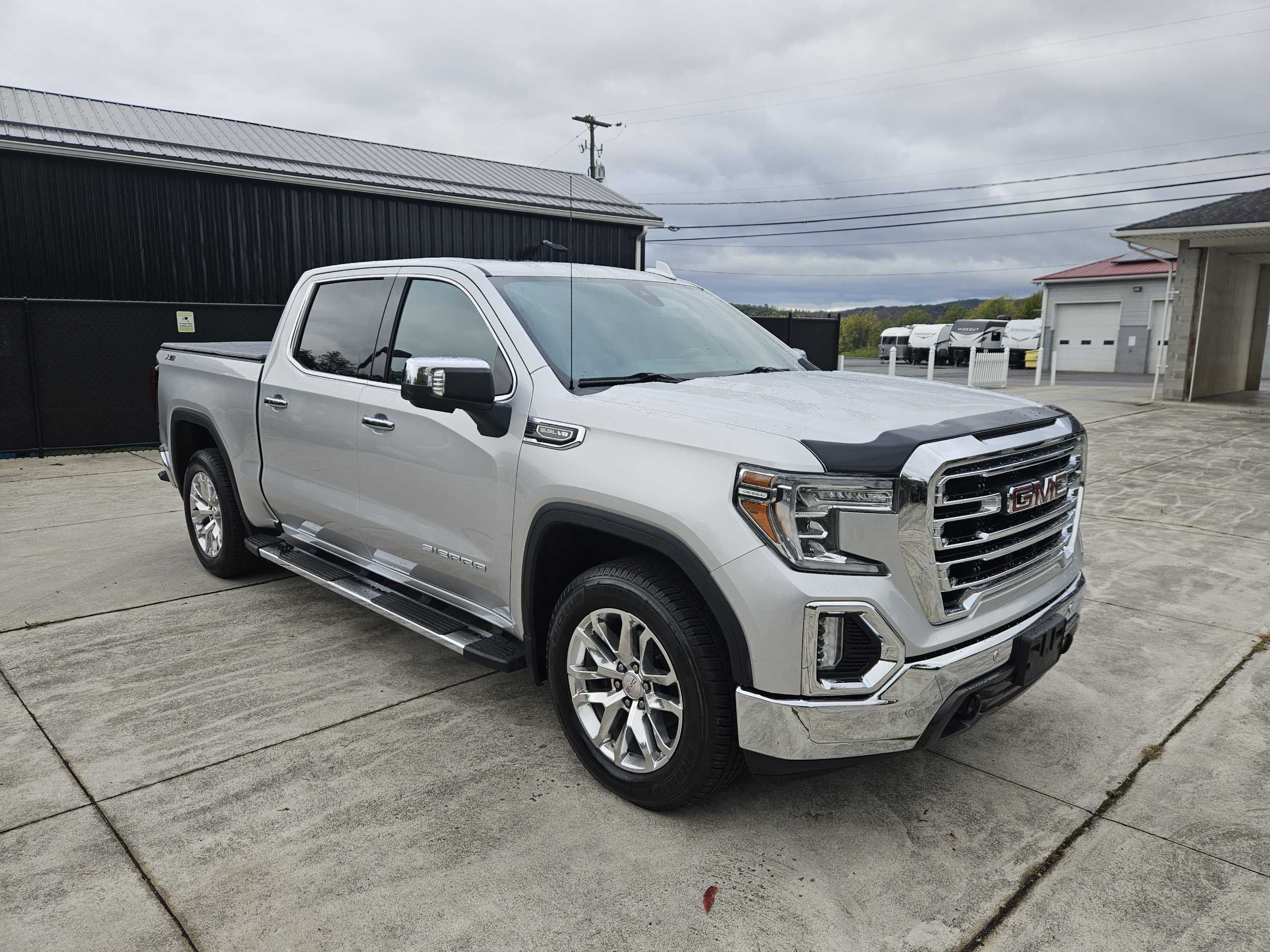 2019 GMC Sierra 1500 SLT's photo