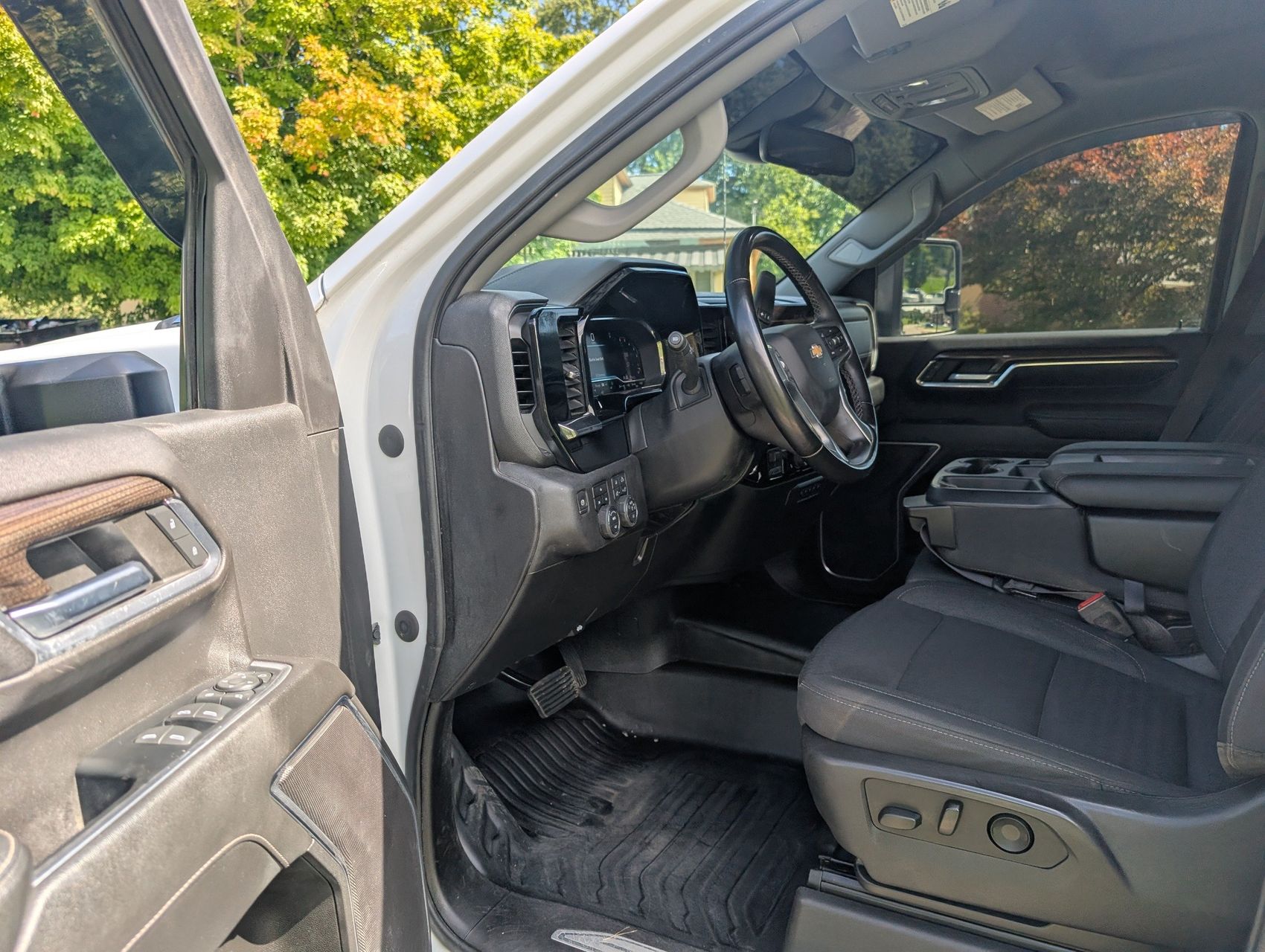 2024 Chevrolet Silverado 2500HD 50