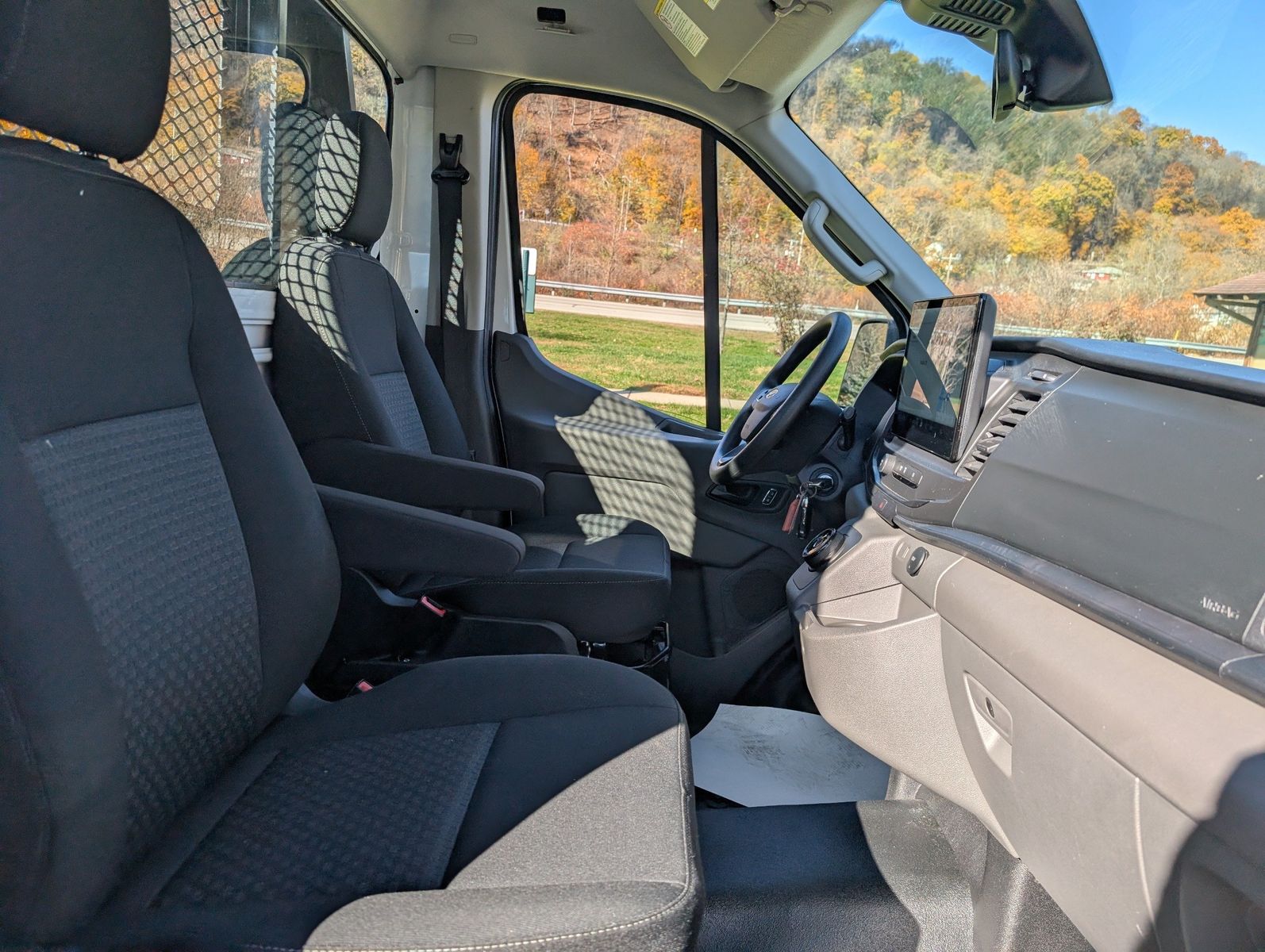 2023 Ford E-Transit-350 25