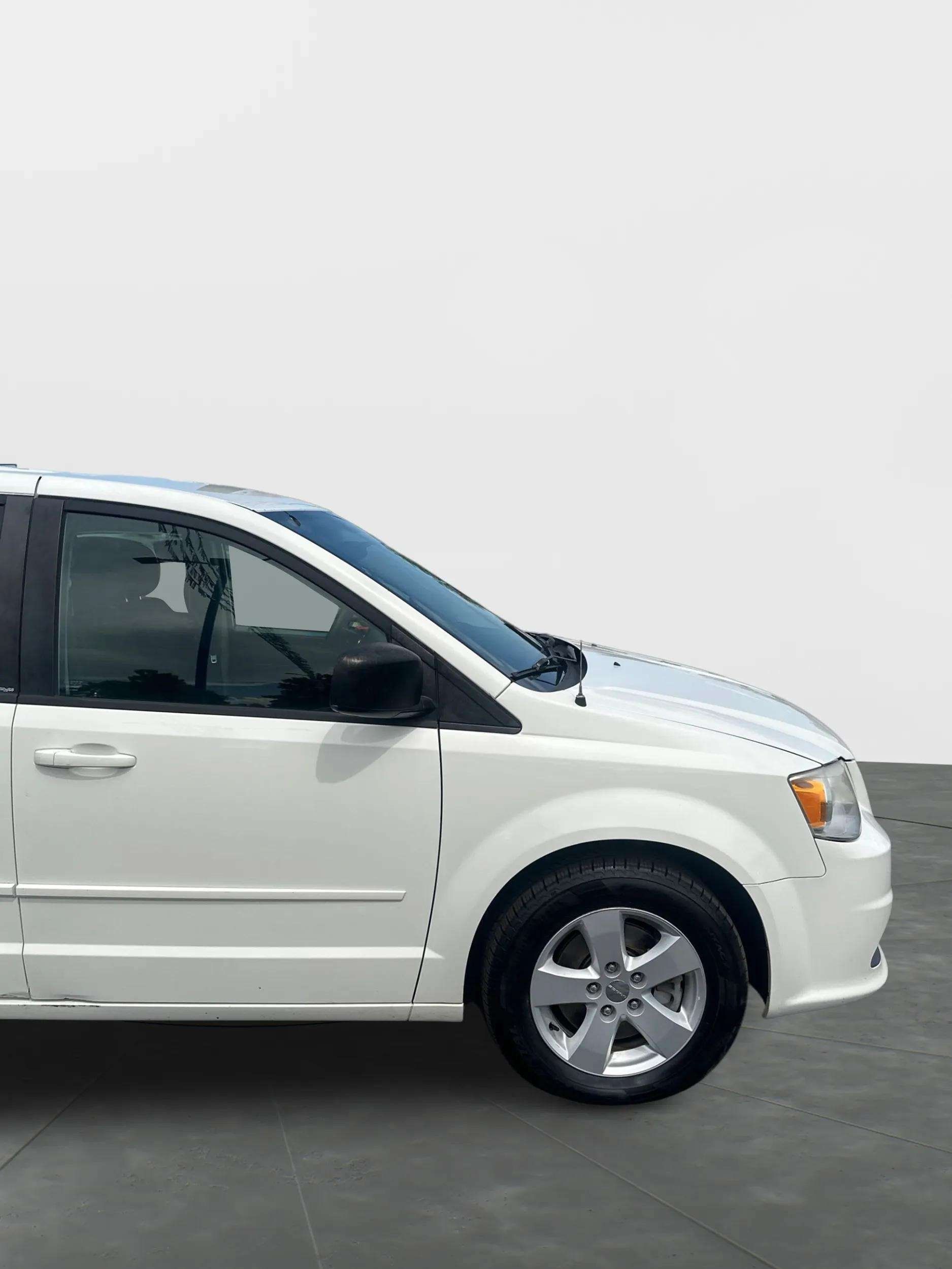 2013 Dodge Grand Caravan SE - Photo 29