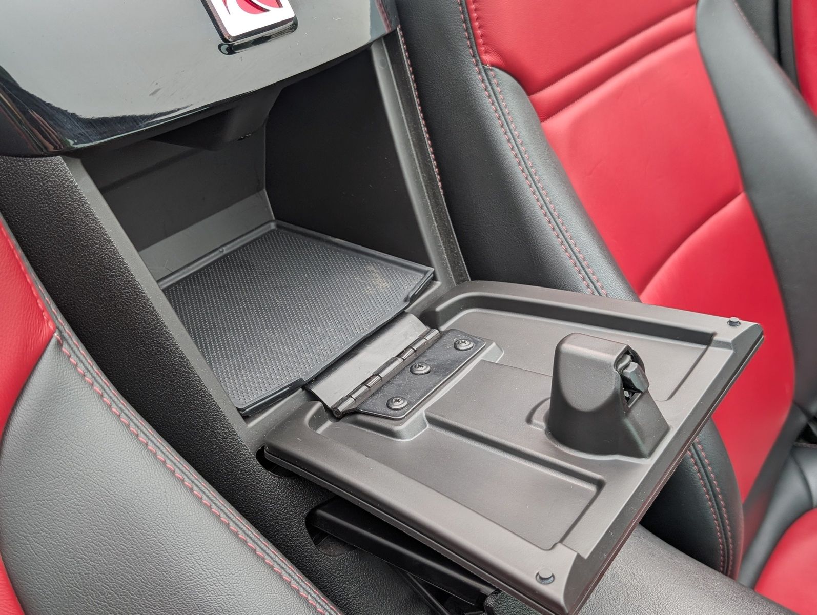 2007 Saturn Sky 49