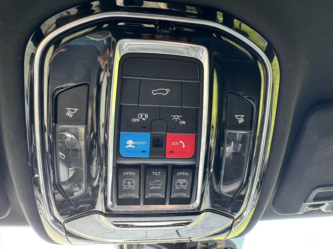 2021 Jeep Grand Cherokee L Overland - Photo 24