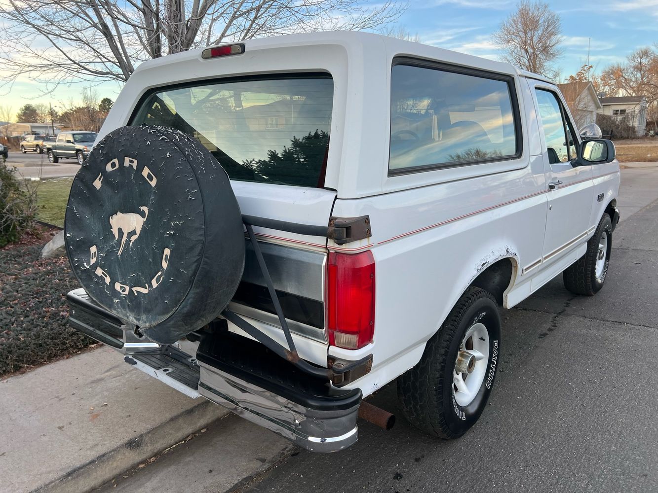 1995 Ford Bronco null photo 5