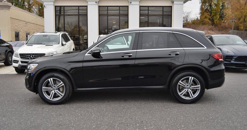 2021 Mercedes Benz GLC 300 4MATIC photo 3