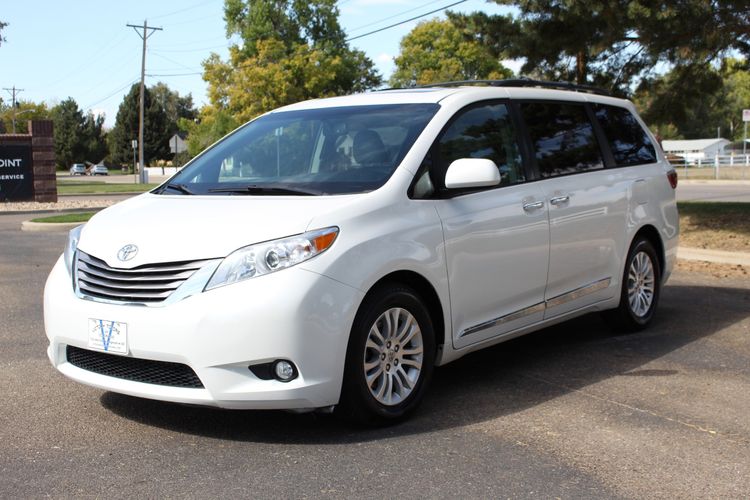 2016 Toyota Sienna XLE 8-Passenger | Victory Motors of Colorado