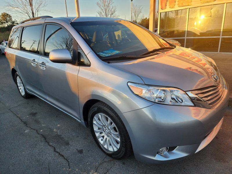 2017 Toyota Sienna
