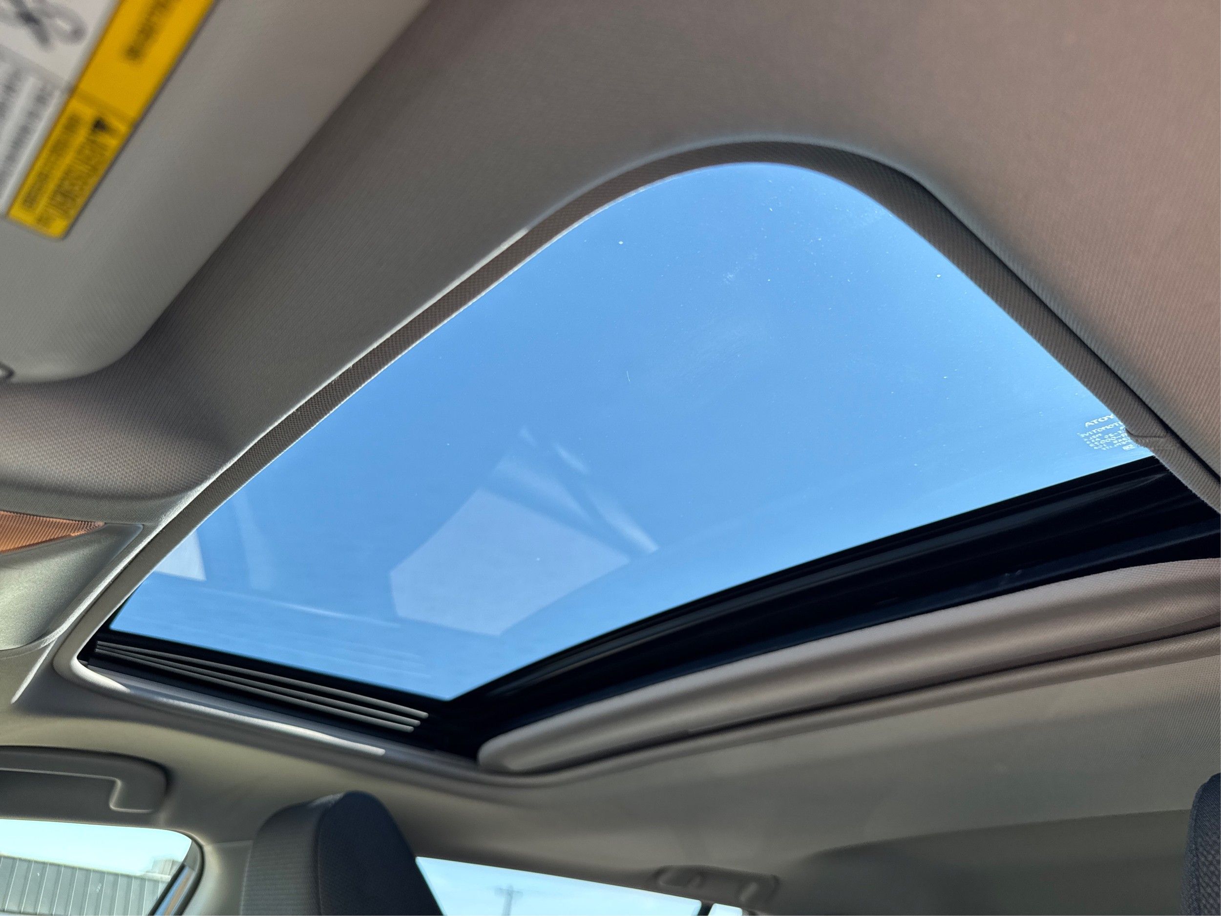 2020 Toyota RAV4 XLE photo 22